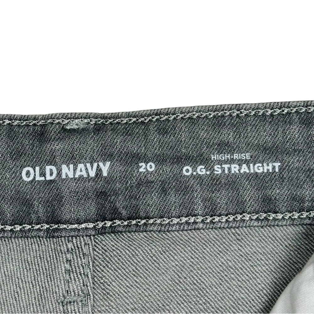 Old Navy High Rise OG Straight Cut Off Distressed Rolled Hem Denim Jean Shorts - Picture 13 of 16